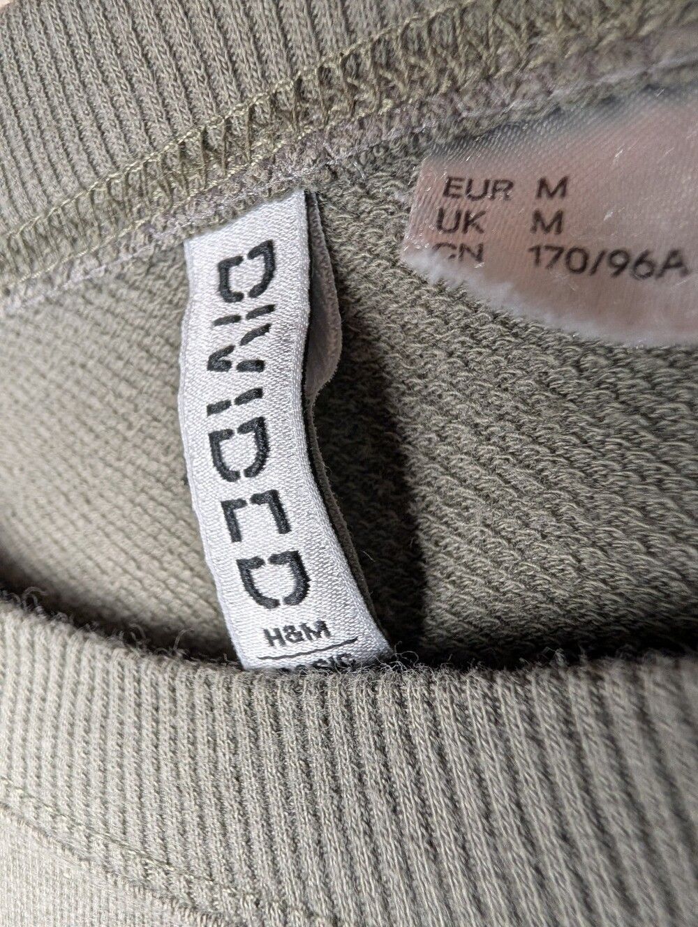 Divided by H&M Sage Green Basic Crewneck Sweatshirt - Picture 4 of 6